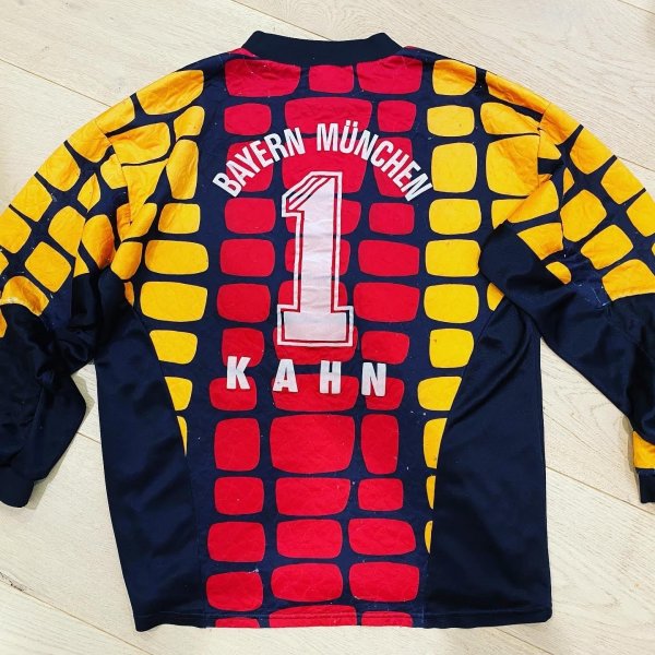 Kahn match worn